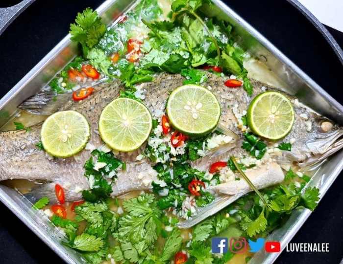 How to cook steamed fish thai style