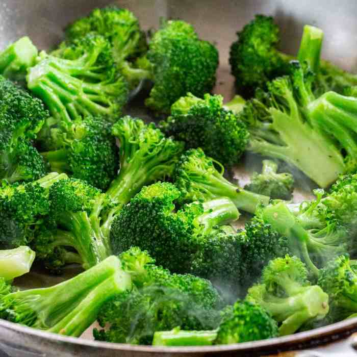 How to cook restaurant style broccoli